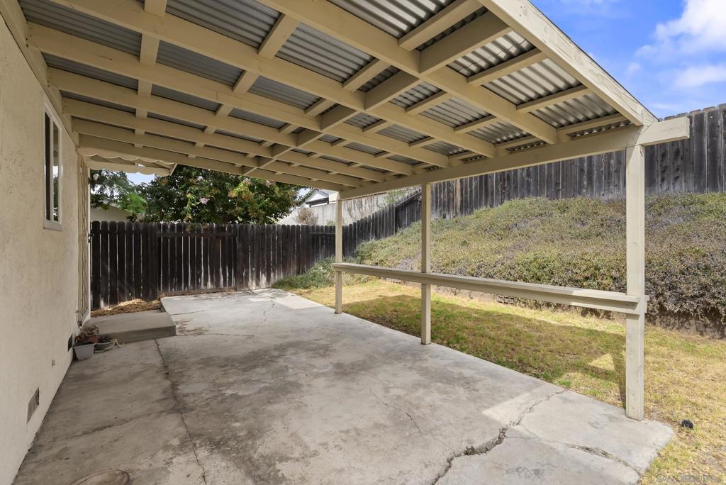 1039 Alveda Ave Property Photo 23