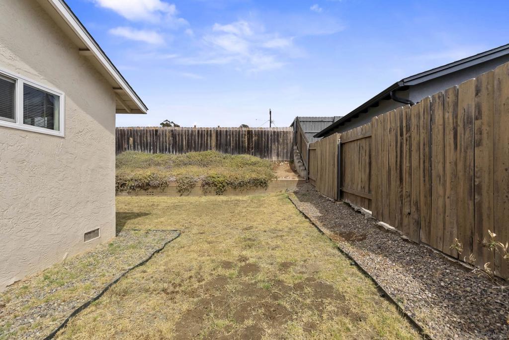 1039 Alveda Ave Property Photo 25
