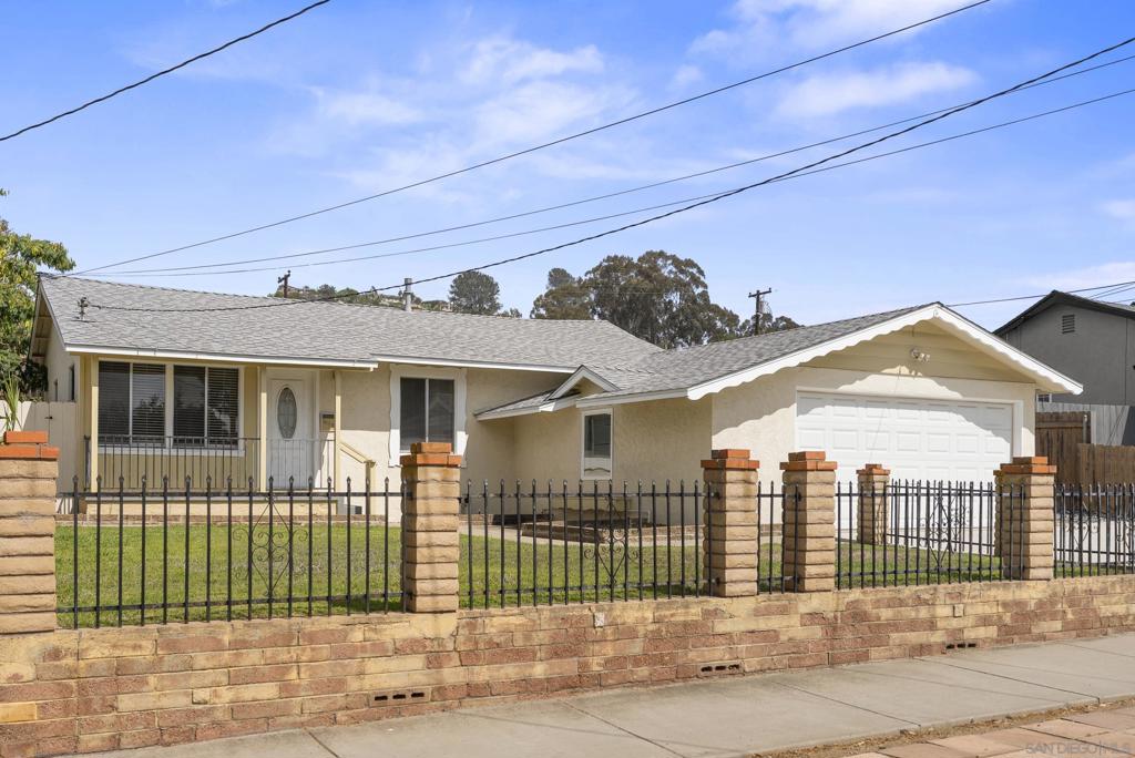 1039 Alveda Ave Property Photo 28