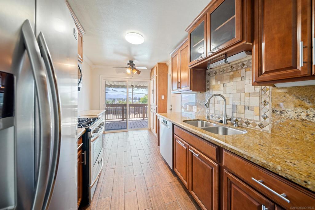 649 N Cuyamaca Property Photo 12