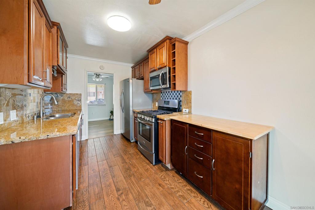 649 N Cuyamaca Property Photo 15