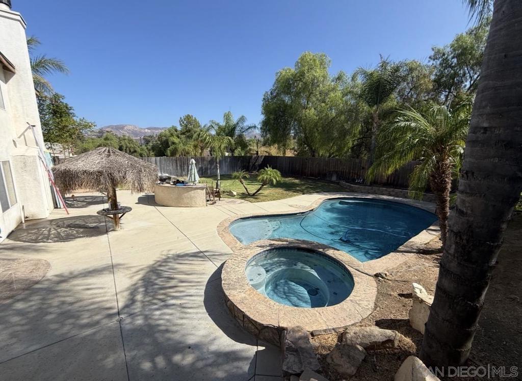 9625 Pino Property Photo 4