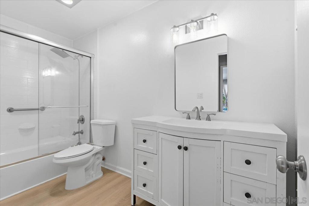 7855 Cowles Mountain Ct. A15 Property Photo 10