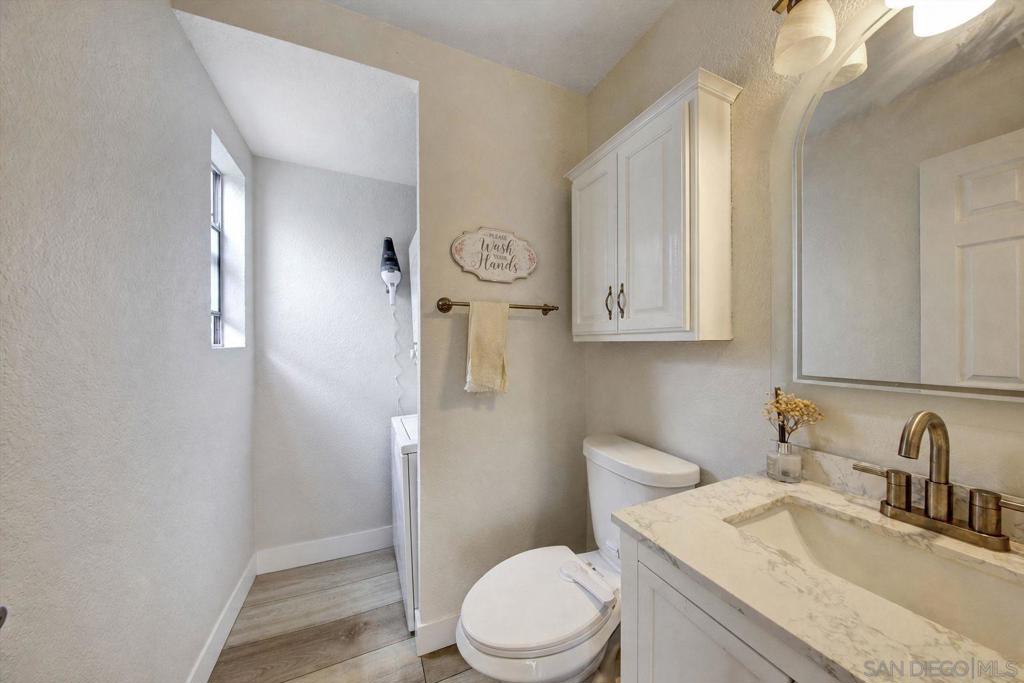 4777 Seminole Dr 119 Property Photo 7