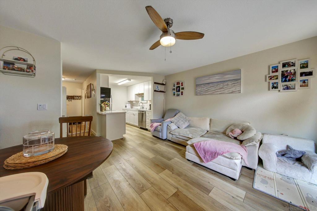 4777 Seminole Dr 119 Property Photo 17