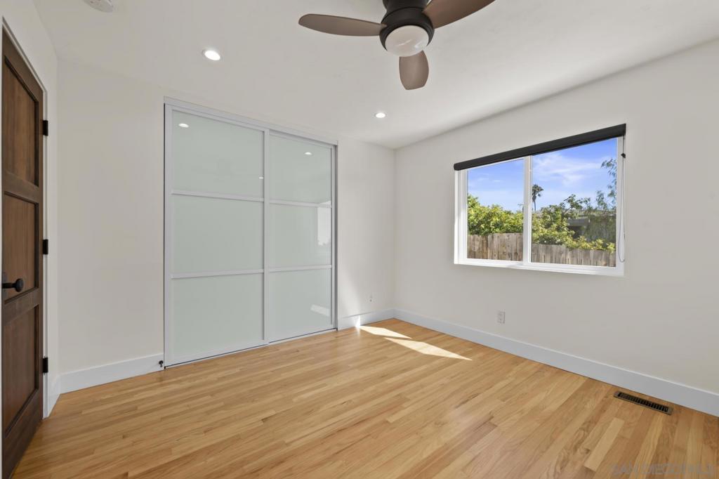 4471 Rolando Blvd Property Photo 23