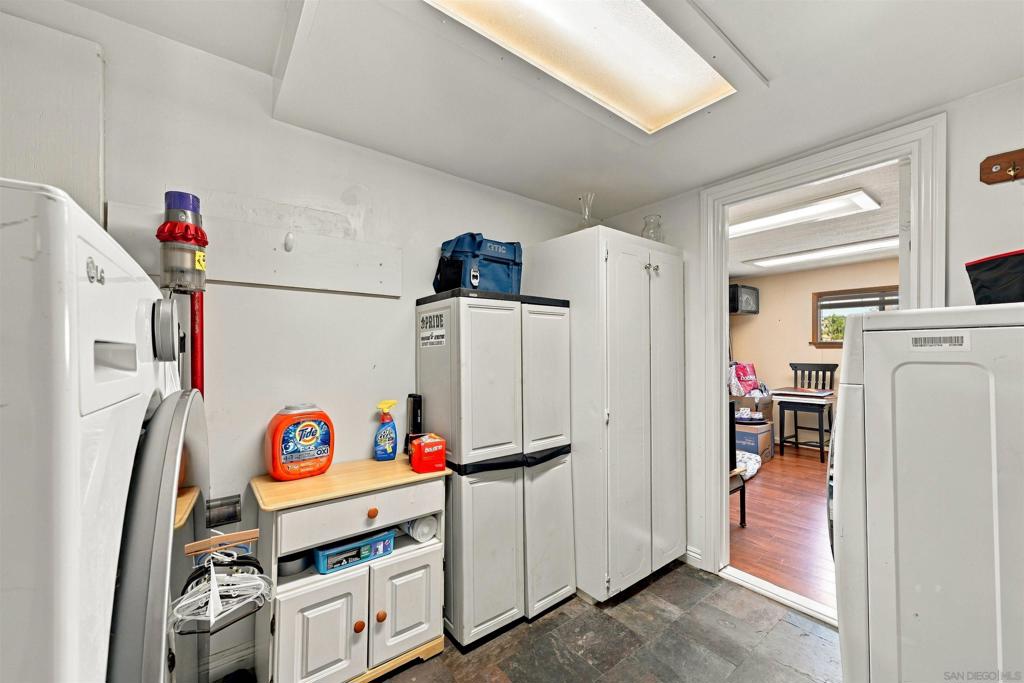 332 Bandini Property Photo 22