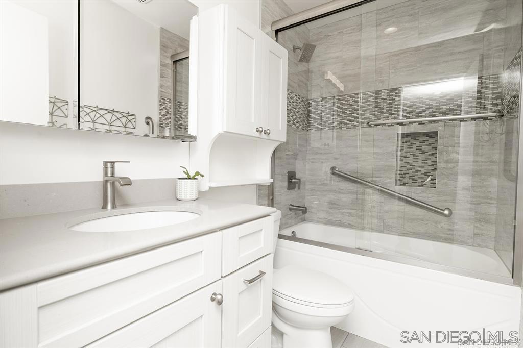 10737 San Diego Mission Road 110 Property Photo 1