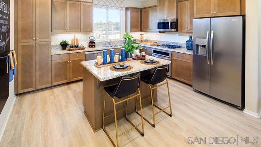 2208 Solara Lane Property Photo 9