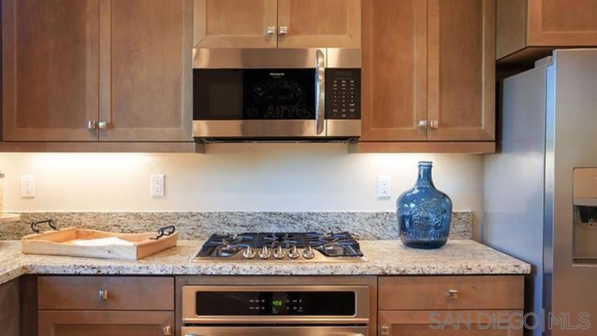 2208 Solara Lane Property Photo 11