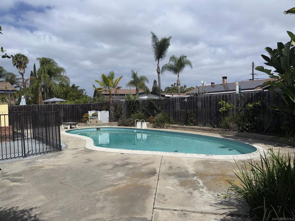 4670 Mount Etna Property Photo 1