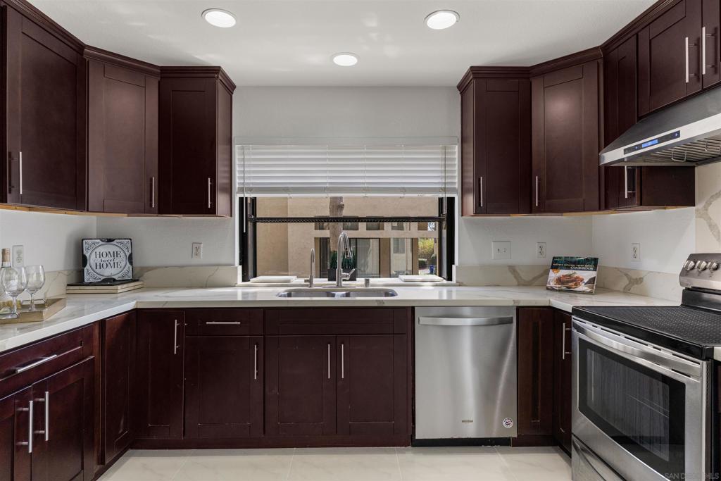 4341 Nobel 113 Property Photo 20