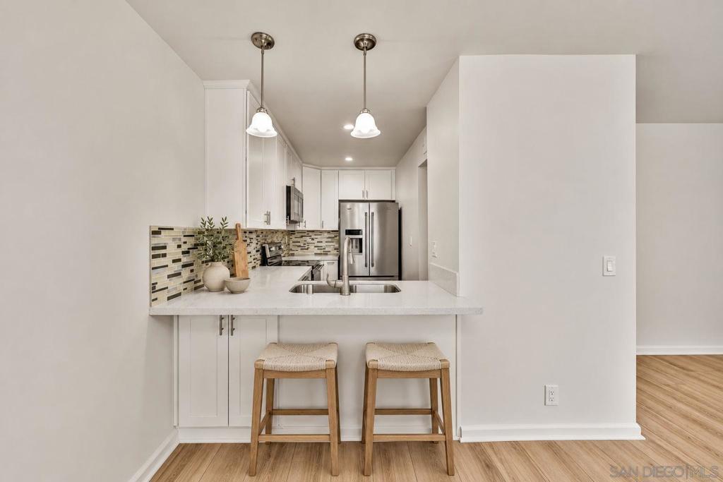 4262 Parks Ave 207 Property Photo 4
