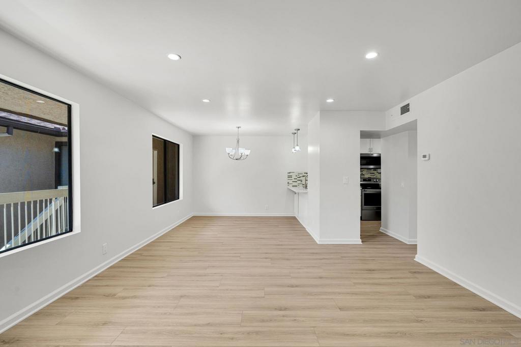 4262 Parks Ave 207 Property Photo 21