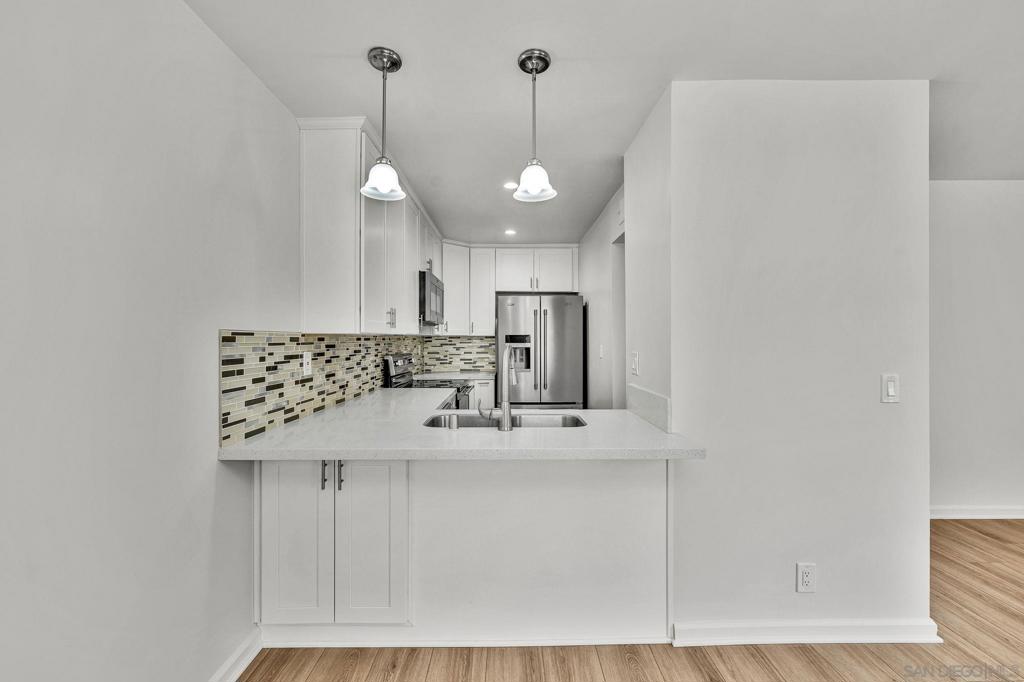 4262 Parks Ave 207 Property Photo 25