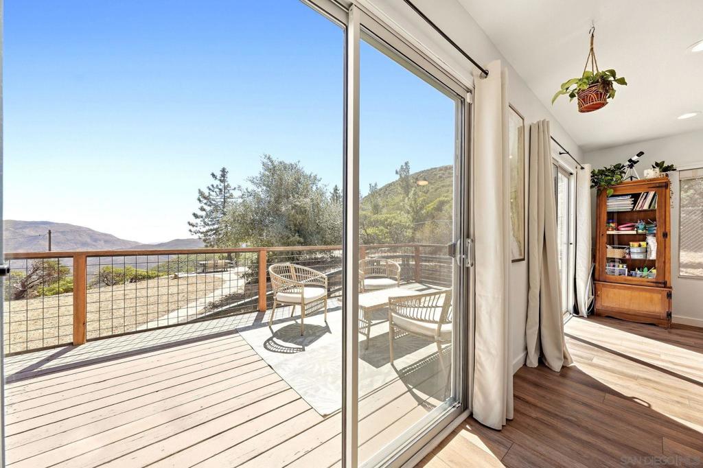 3250 Salton Vista Dr Property Photo 10
