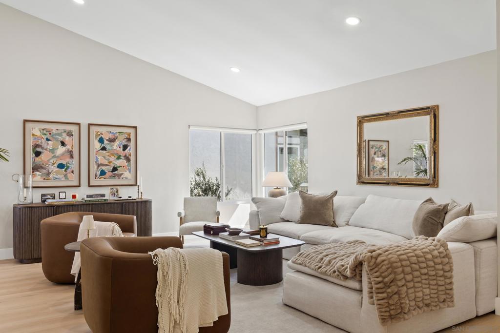 13072 Trigger St Property Photo 4