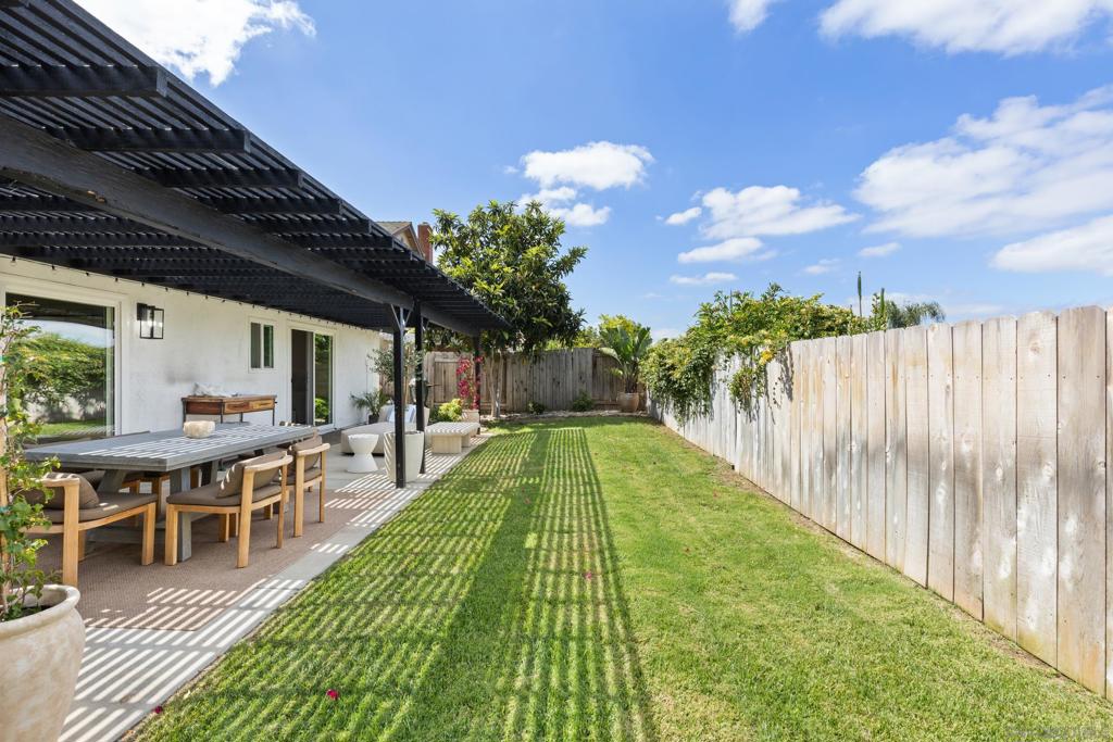 13072 Trigger St Property Photo 19