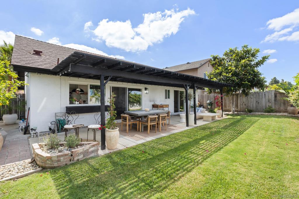 13072 Trigger St Property Photo 20