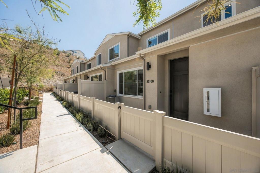 35169 Rangpur Ln Property Photo 2