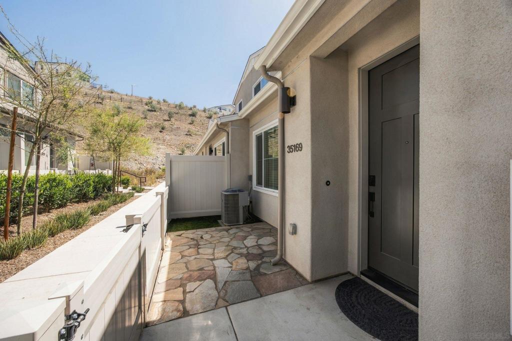 35169 Rangpur Ln Property Photo 6