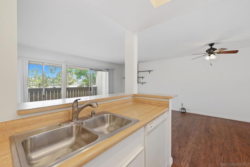 155 W Glaucus C Property Photo 3