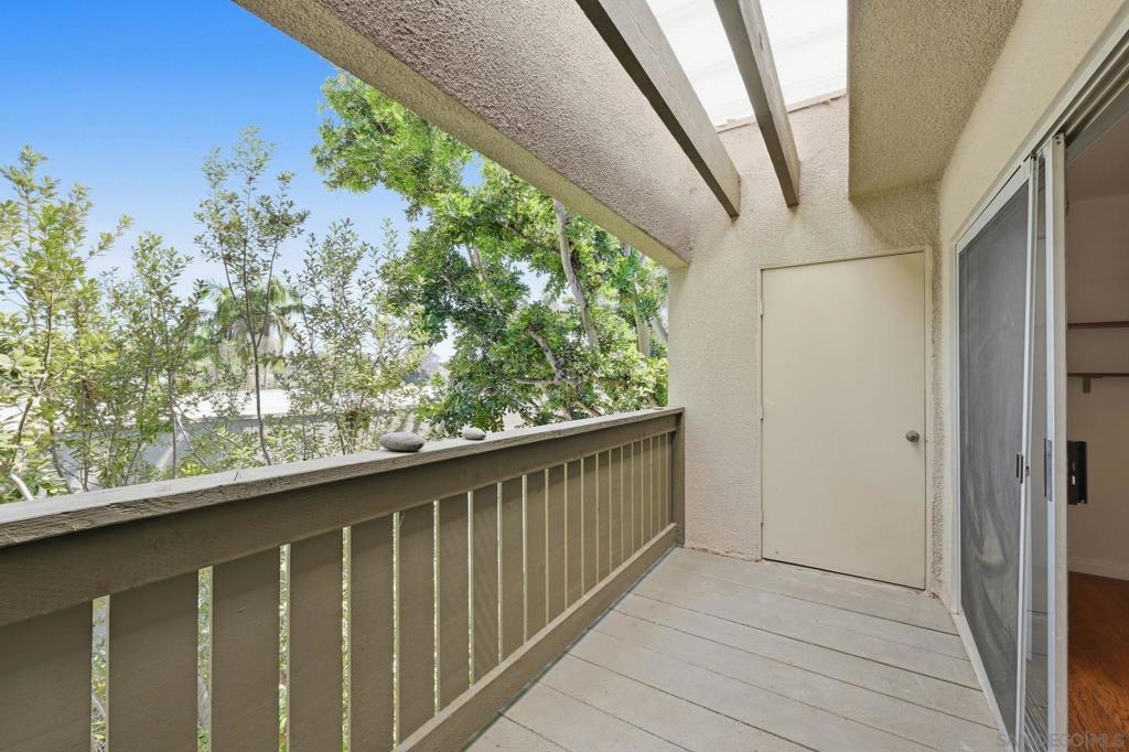 155 W Glaucus C Property Photo 7