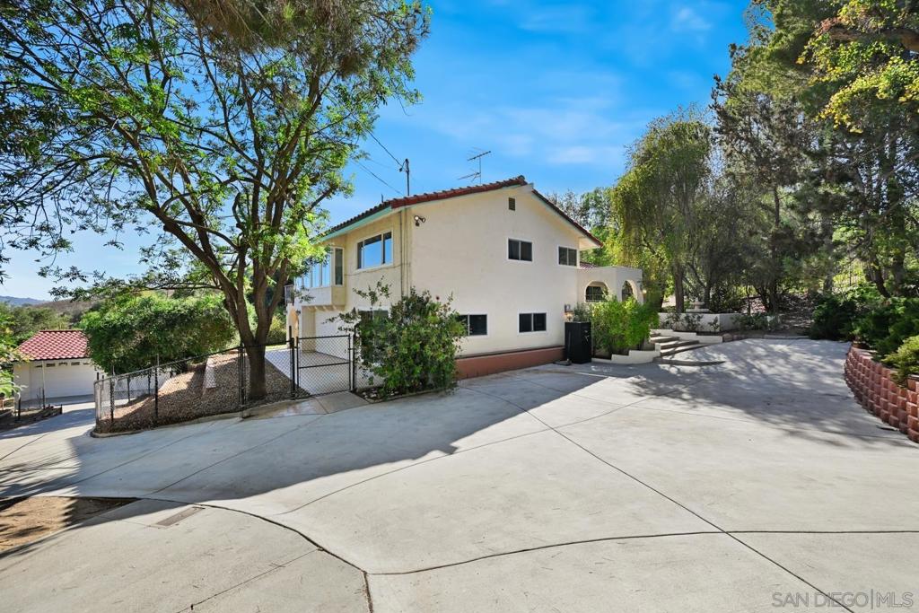 4488 La Canada Property Photo 48