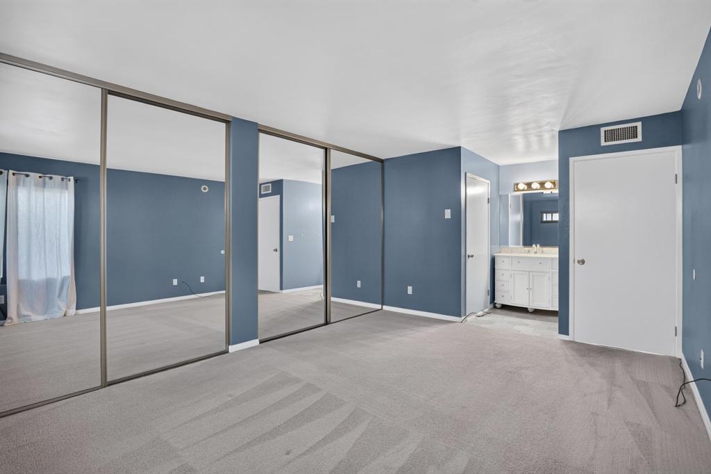 3837 Leland Property Photo 15
