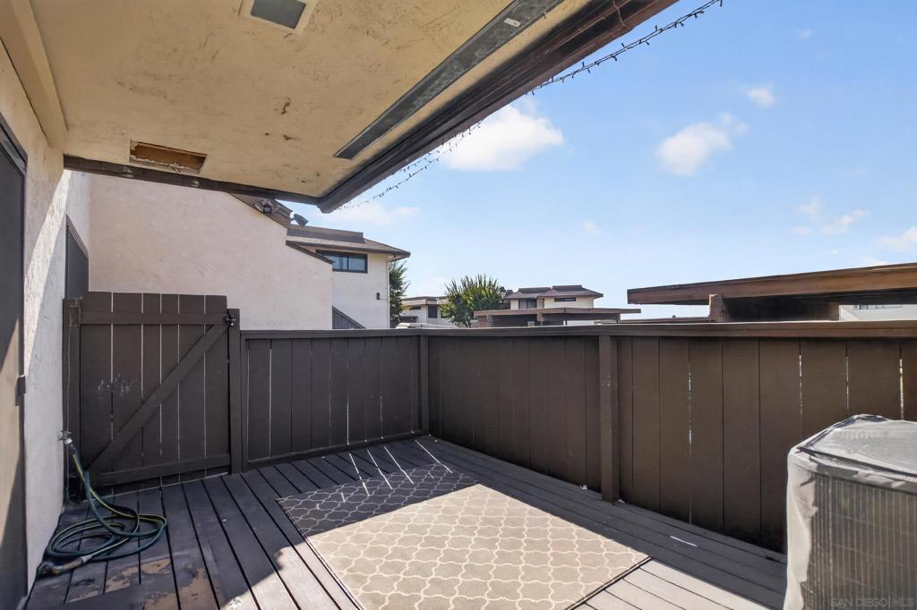 3837 Leland Property Photo 23