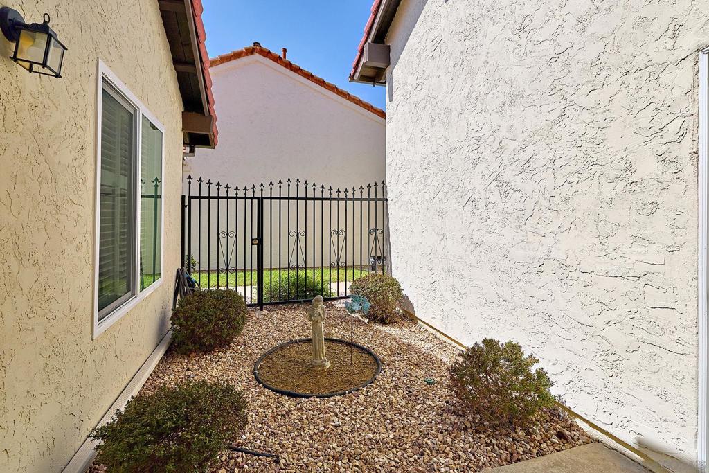 12884 Circulo Dardo Property Photo 29