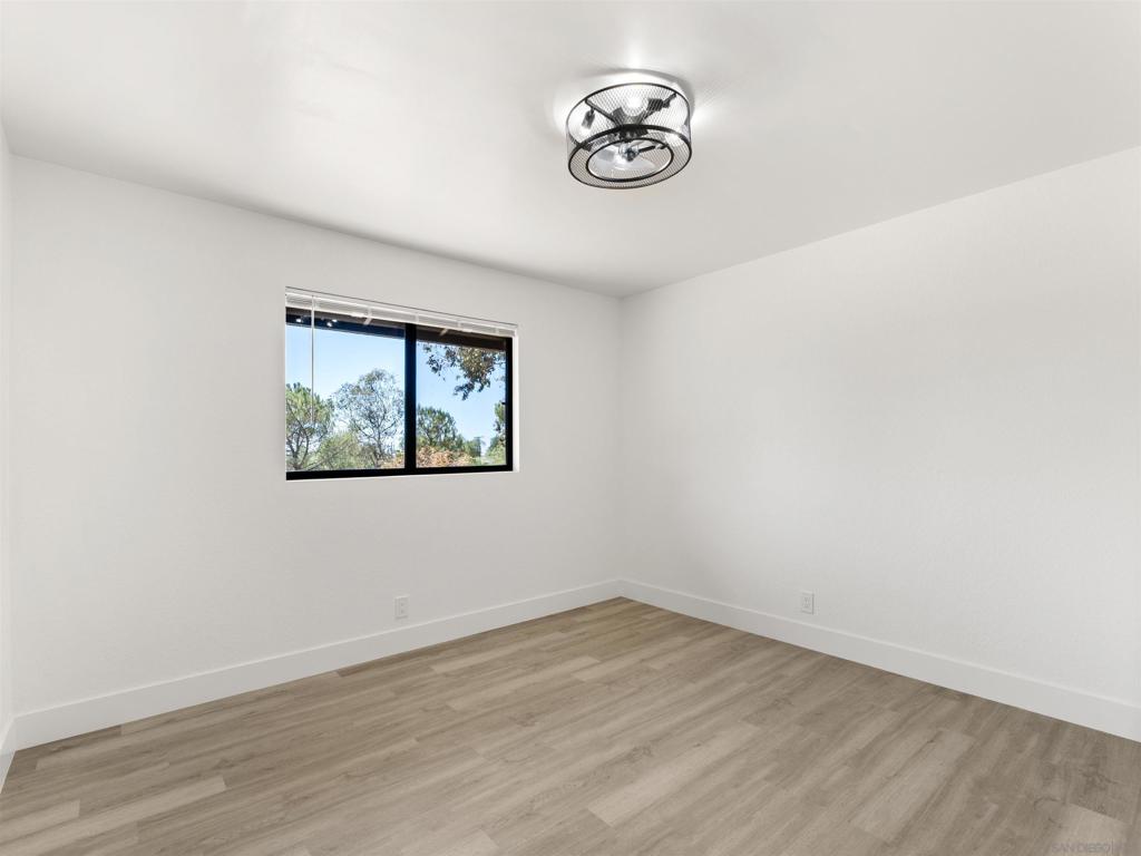 3150 Acacia Ln Property Photo 27