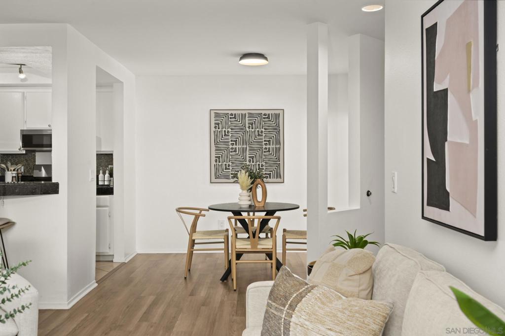 2063 Lakeridge 101 Property Photo 7