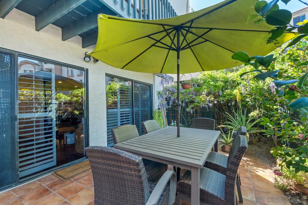 6960 Caminito Curva Property Photo 1