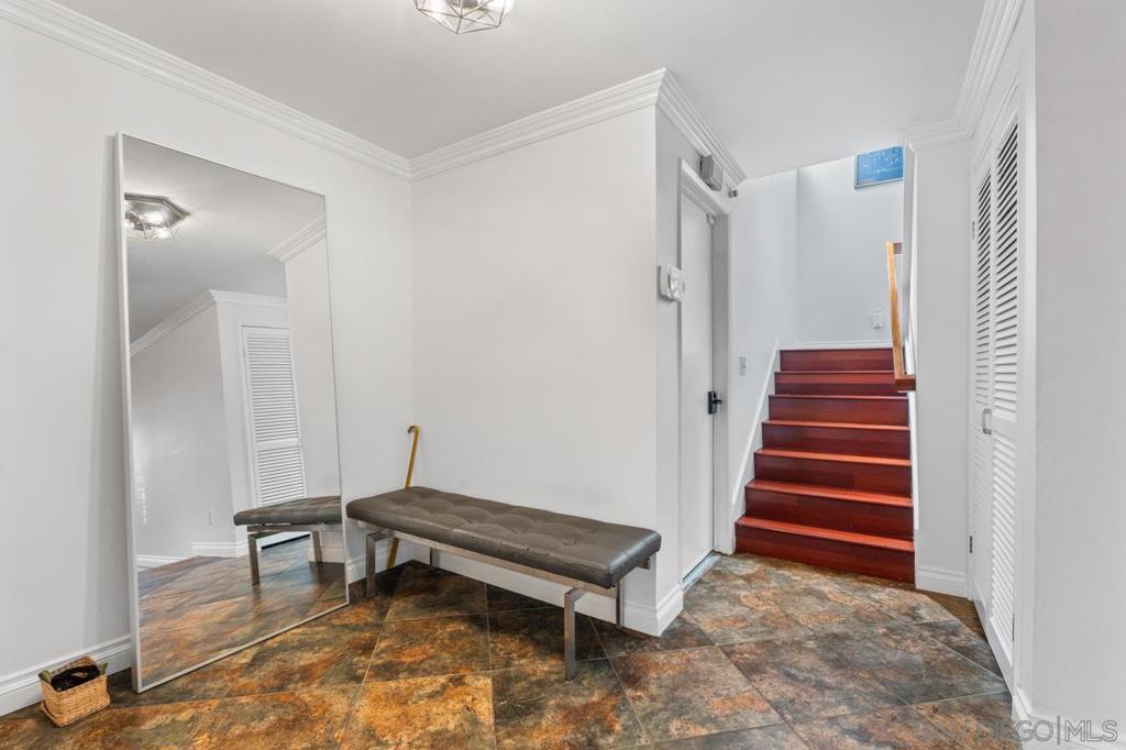 6960 Caminito Curva Property Photo 6