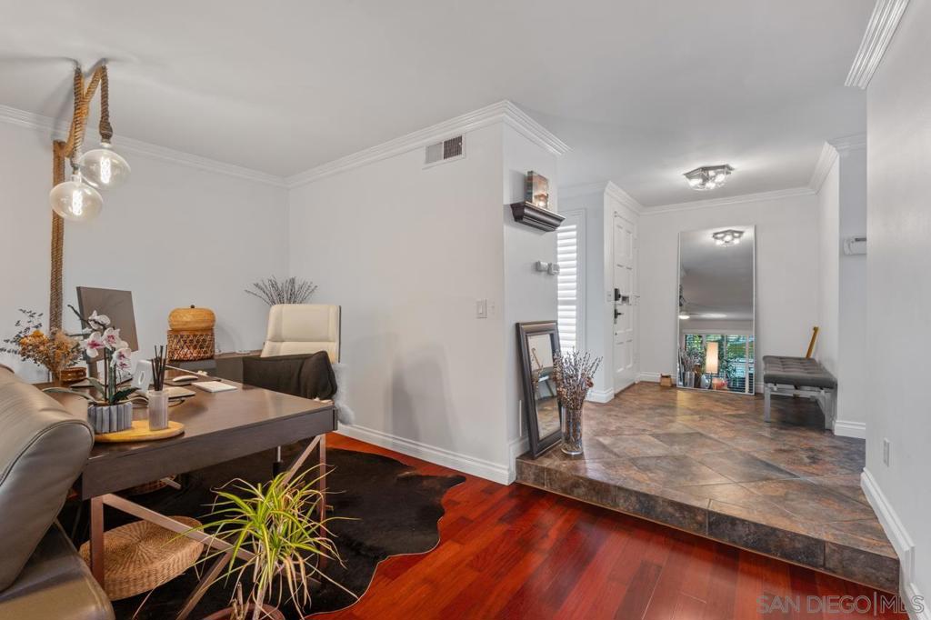 6960 Caminito Curva Property Photo 12