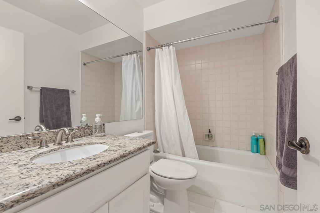 6960 Caminito Curva Property Photo 46