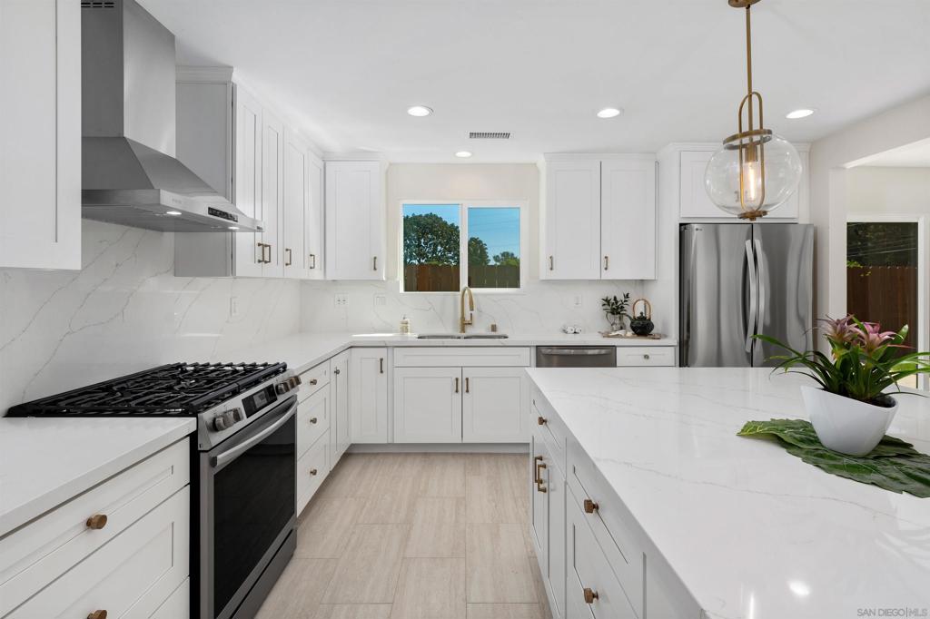 5577 Honors Dr Property Photo 5