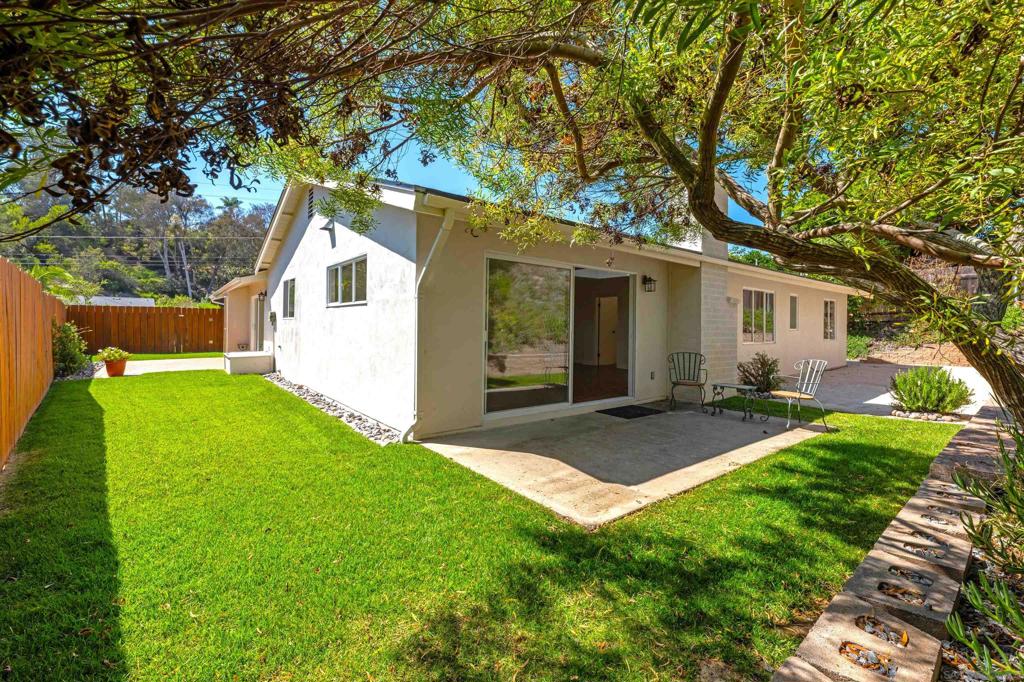 5577 Honors Dr Property Photo 24