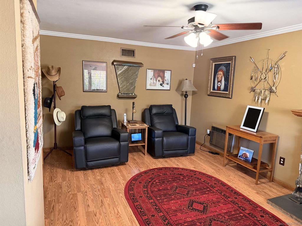 10041 N Gem Tree Way Property Photo 3