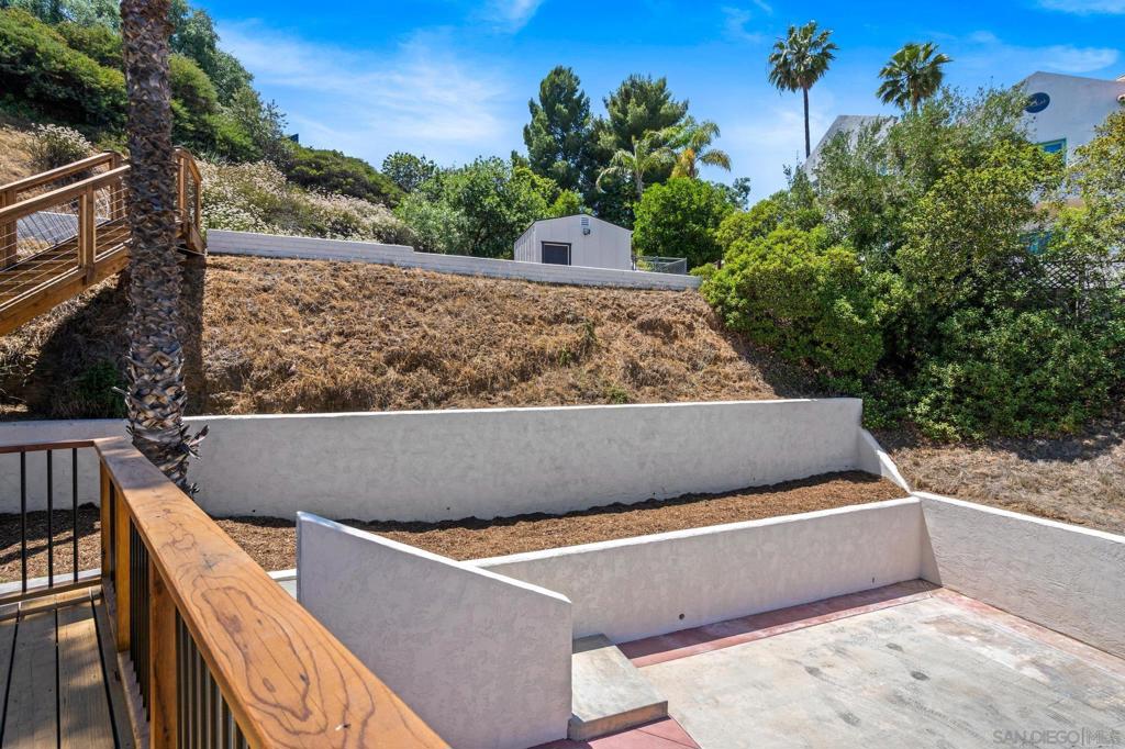 4242 Avenida Gregory Property Photo 15