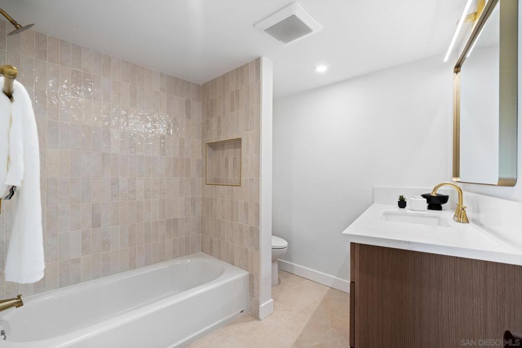 4242 Avenida Gregory Property Photo 34