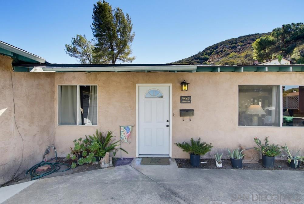 7945 Shantung Dr Property Photo 4