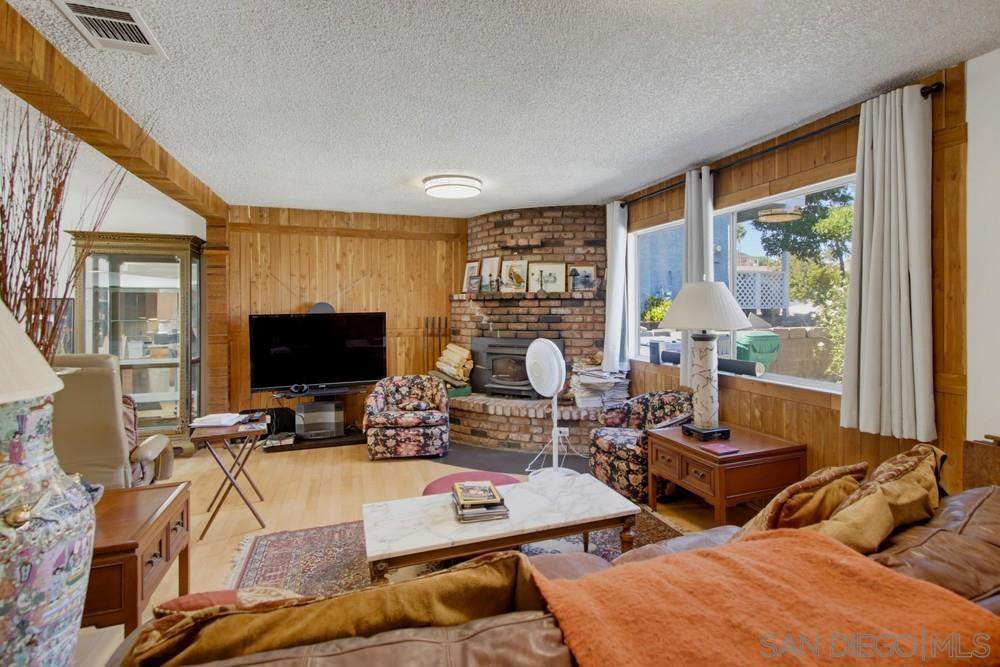 7945 Shantung Dr Property Photo 13