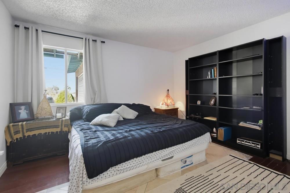 7945 Shantung Dr Property Photo 19