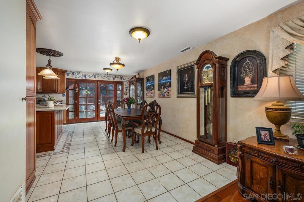 2141 Boundary Property Photo 12
