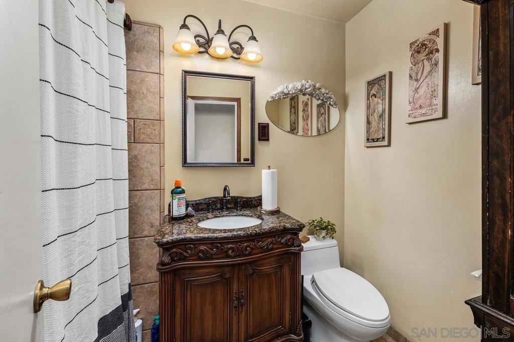 2141 Boundary Property Photo 17
