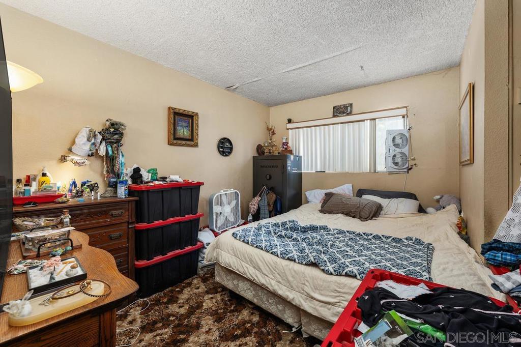 2141 Boundary Property Photo 22