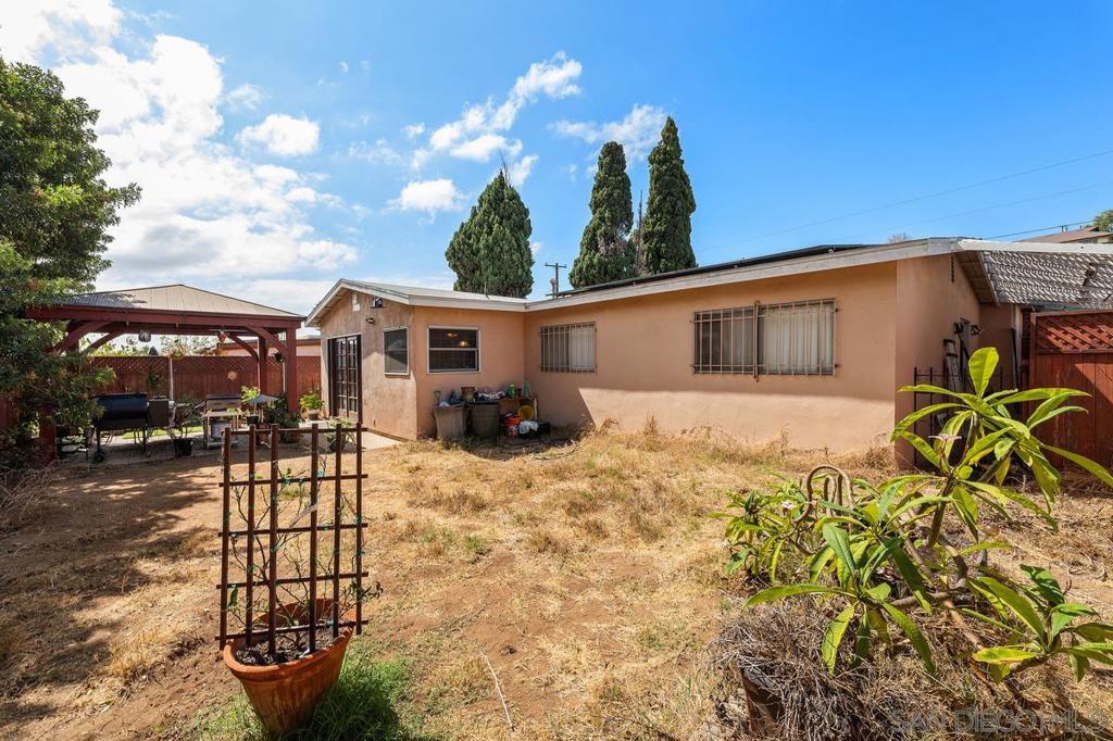 2141 Boundary Property Photo 26