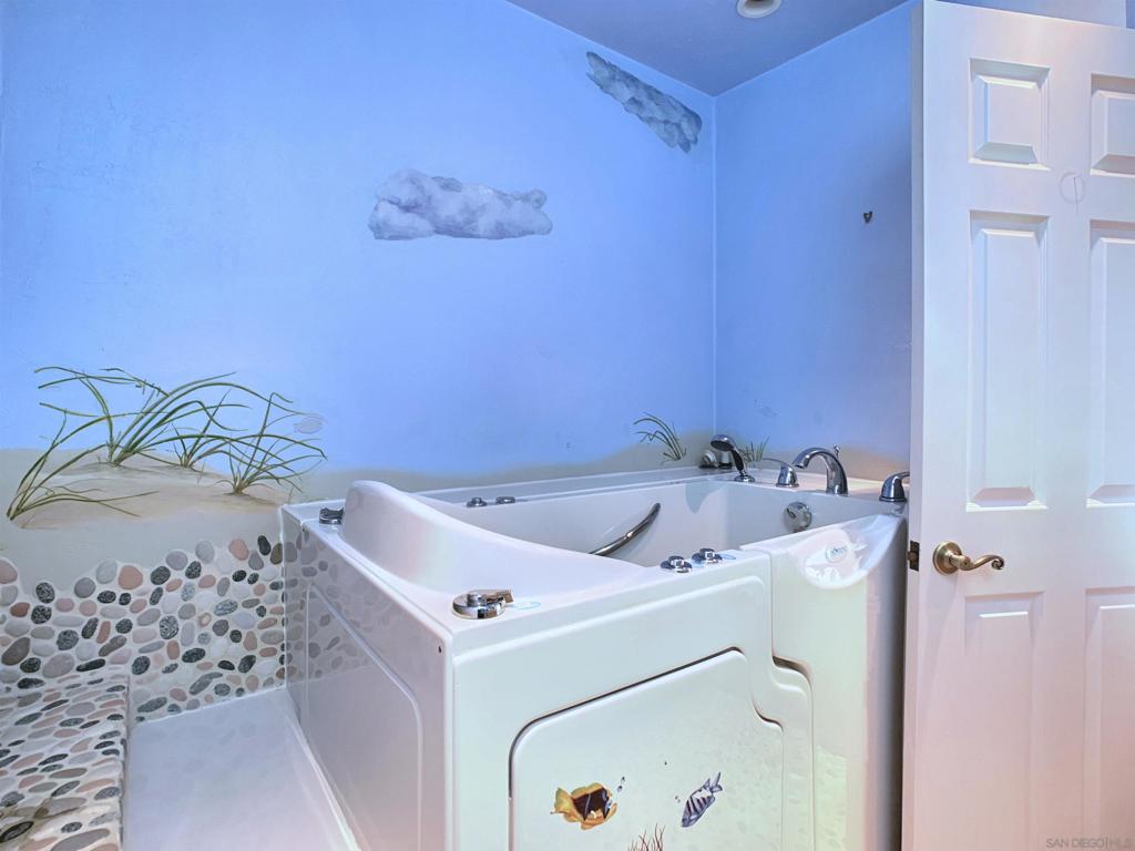 750 State St 324 Property Photo 14